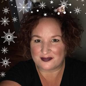 Meet your Posher, Holly